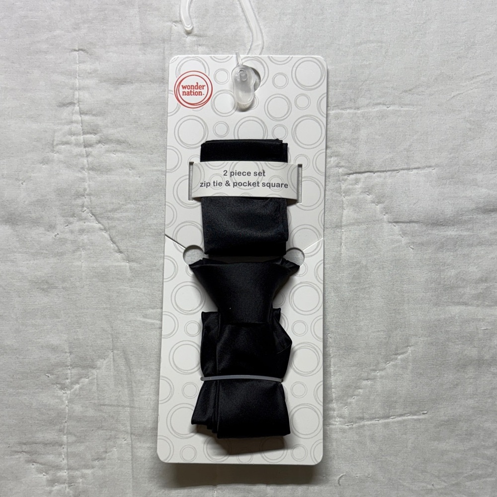 Wonder Nation‎ Boys' Black Zip Tie & Pocket Square 2-Piece Formal Set NWT